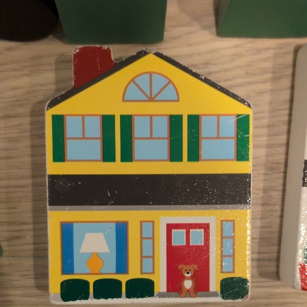 Melissa And Doug Wooden Town Blocks - Picture 2 of 4
